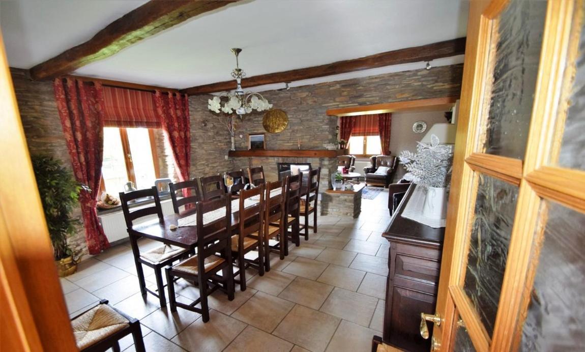 La Petite Ferme Villa Rochehaut Exteriör bild